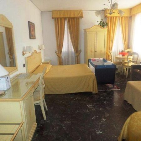 Cà del Pozzo Hotel Veneza Quarto foto